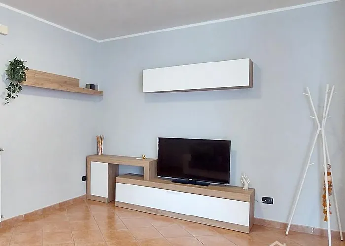 Center 1 * Л'Акуила